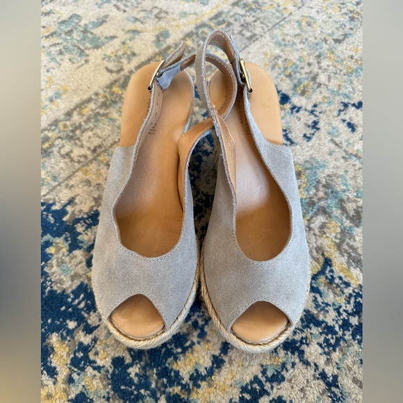 Garnet Hill Shoes - Garnet Hill Espadrille Wedge Sandals 8